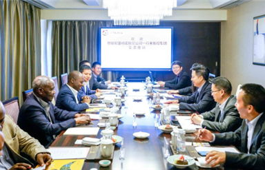 坦桑尼亚驻华参赞一行到幸运农场集团交流座谈