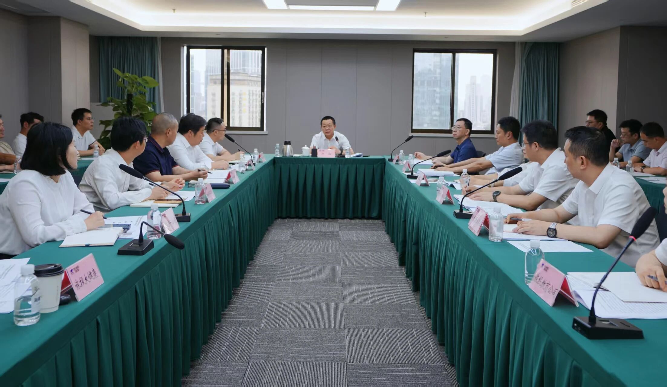 驻省旅投集团纪检监察组(集团纪委)召开2026年纪检监察工作推进会